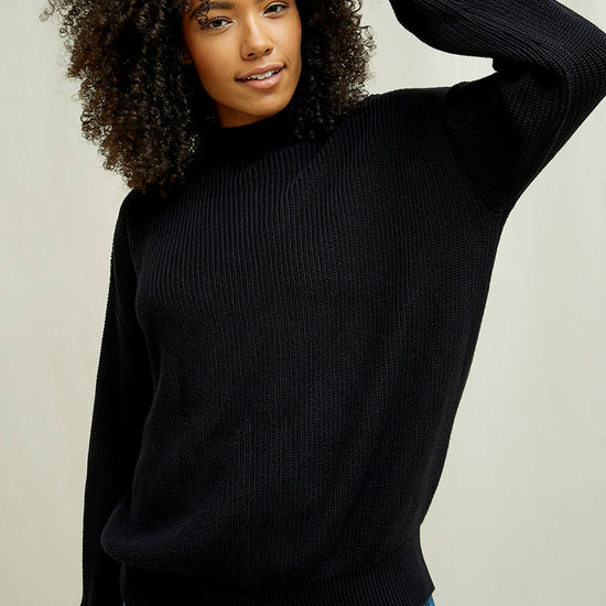 W-Cody-Jumper-aus-Bio-Baumwolle-Faire-Trade-Cream-Black-Vorne
