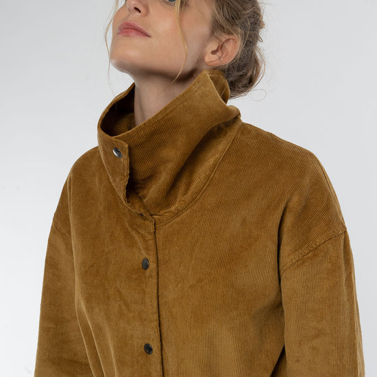 W-Cord-Jacke-aus-Bio-Baumwolle-Hanf-Fairtrade-Kleidung-Peanut-Vorne4