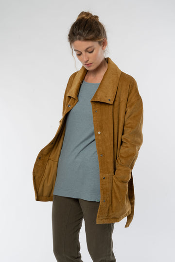 W-Cord-Jacke-aus-Bio-Baumwolle-Hanf-Fairtrade-Kleidung-Peanut-Vorne6