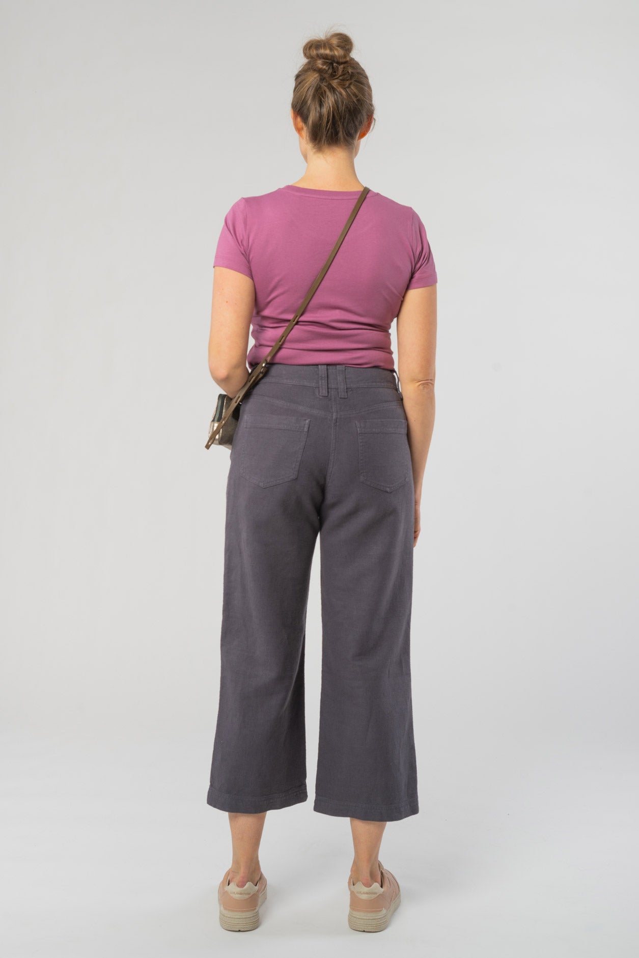W-DH570OEB-Culotte-aus-Hanf-Bio-Baumwolle-Fairtrade-Online-Shop-Frauen-CHALICE-Char-Vorne2