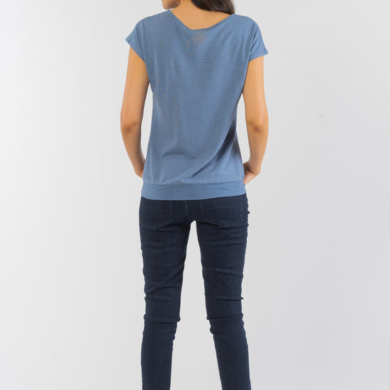 W-DH653-Aermelloses-Yoga-T-Shirt-aus-Hanf-Bio-Baumwolle-Oekologische-Kleidung-Frauen-FELINE-Blueberry-Vorne1