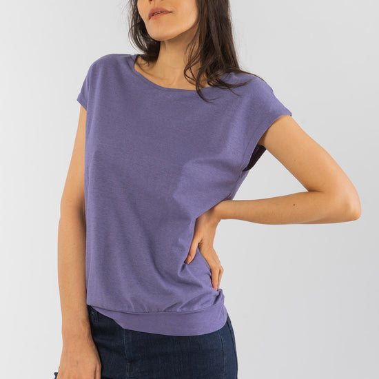 W-DH653-Aermelloses-Yoga-T-Shirt-aus-Hanf-Bio-Baumwolle-Oekologische-Kleidung-Frauen-FELINE-Lavender-Vorne2