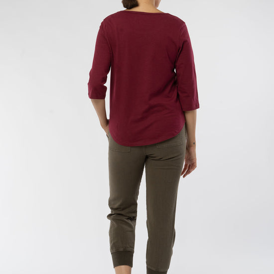 W-Damen-Three-Quarter-Sleeve-T-Shirt-aus-Bio-Baumwolle-Fair-Gehandelte-T-Shirts-Burgundy-Hinten