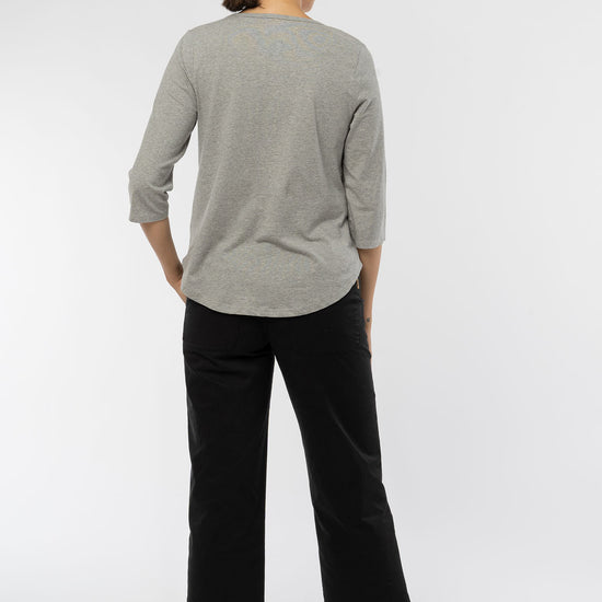 W-Damen-Three-Quarter-Sleeve-T-Shirt-aus-Bio-Baumwolle-Fair-Gehandelte-T-Shirts-Melange-Grey-Hinten
