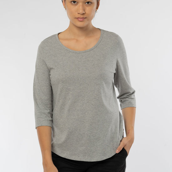 W-Damen-Three-Quarter-Sleeve-T-Shirt-aus-Bio-Baumwolle-Fair-Gehandelte-T-Shirts-Melange-Grey-Vorne-2