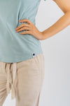 W-EP16-Rolled-Sleeve-T-Shirt-aus-Bio-Baumwolle-Fair-Clothes-Frauen-CALVINE-Slate-Green-Vorne3