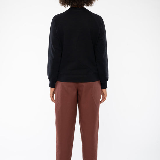W-EP63-LH2-Raglanaermel-Sweatshirt-Frauen-Schwarz-hinten