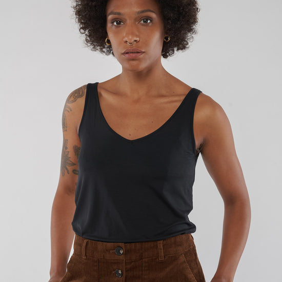 W-GB1084-Victoria-Tencel-Tank-Top-aus-TENCEL-Onlineshop-Mode-Unisex-ELFROS-Black-Vorne