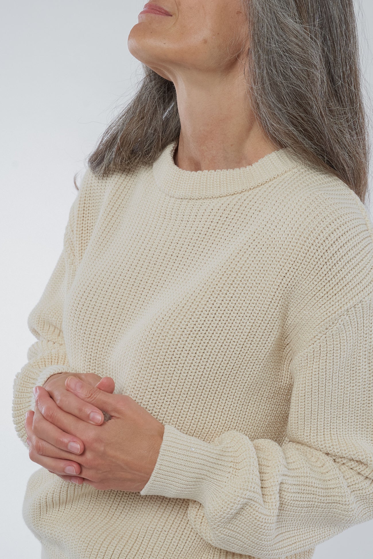 W-GB1330-BECKY-Strickpullover-aus-Bio-Baumwolle-Natuerliche-Kleidung-Frauen-KINOKI-Undyed-Detail