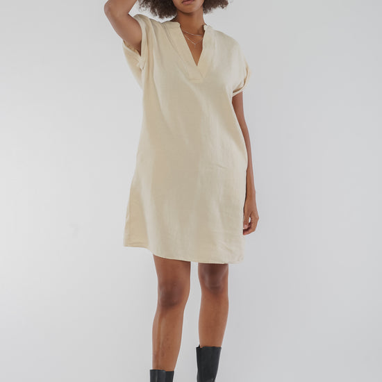 W-GB1346-BIANCA-Kleid-aus-Leinen-Oekomode-Frauen-CURWIS-Beige-Vorne20180