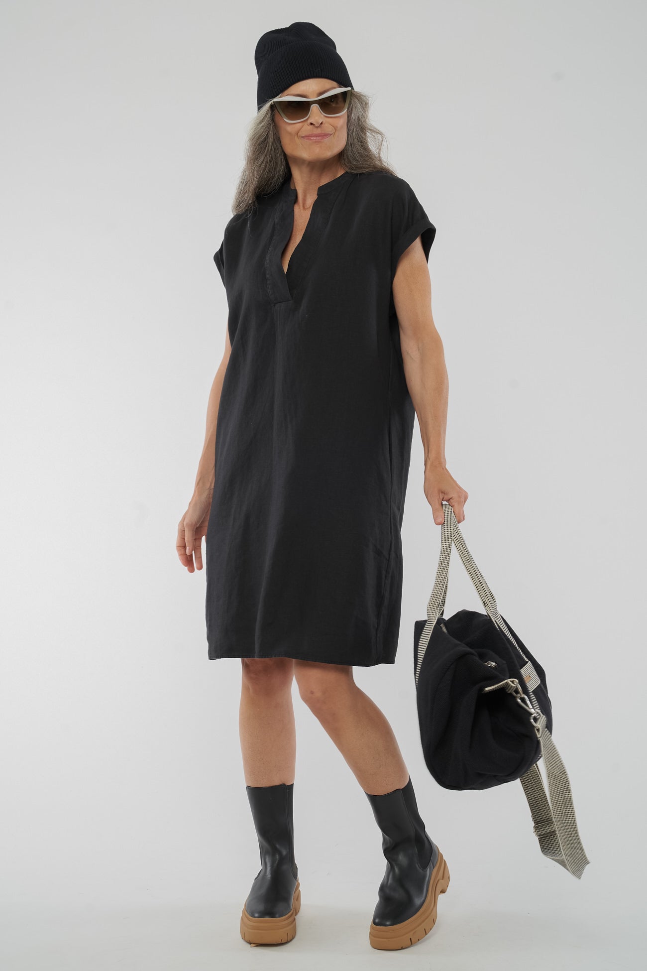 W-GB1346-BIANCA-Kleid-aus-Leinen-Oekomode-Frauen-CURWIS-Black25522