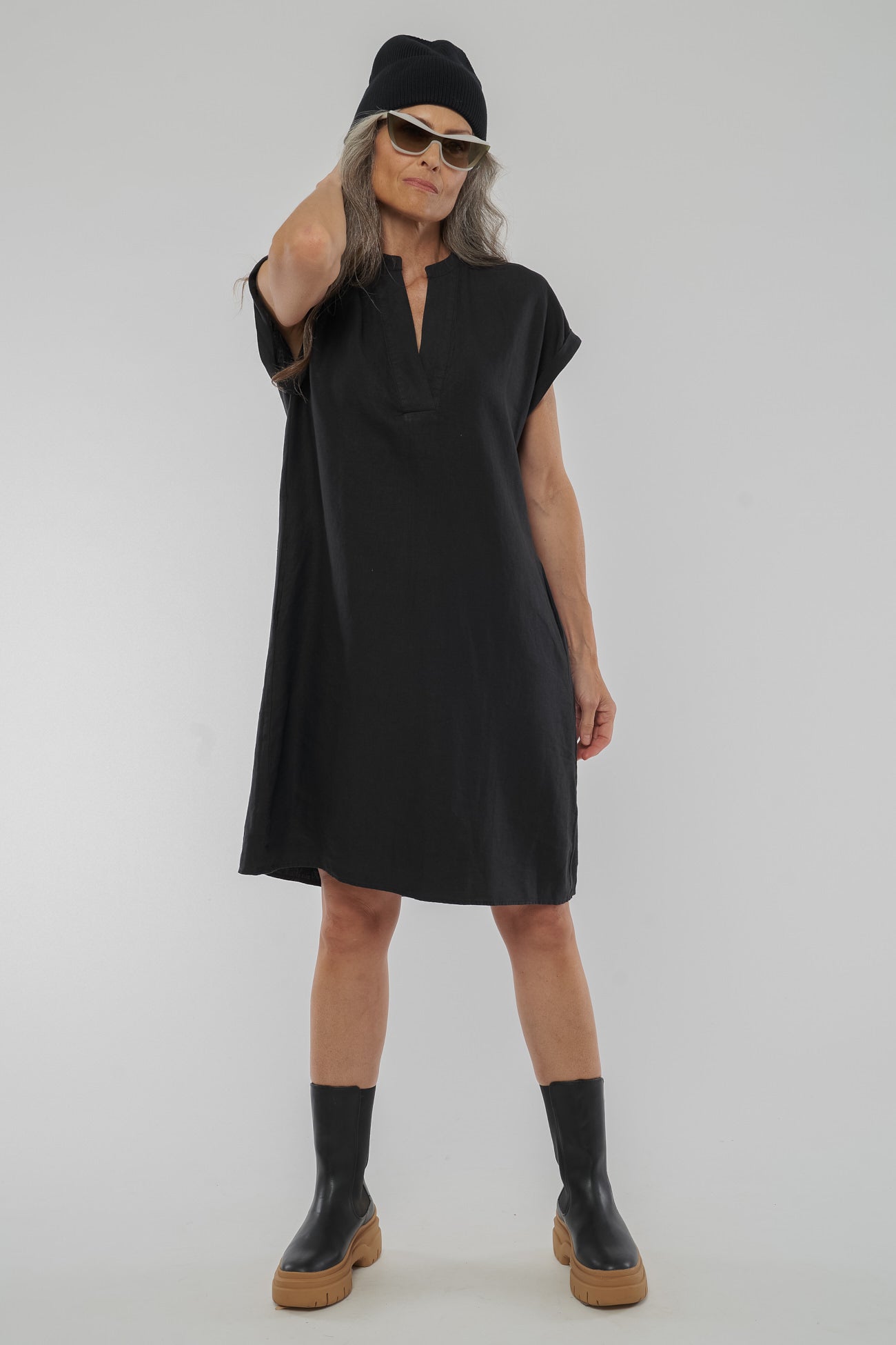 W-GB1346-BIANCA-Kleid-aus-Leinen-Oekomode-Frauen-CURWIS-Black25530
