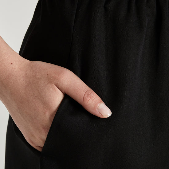 W-GB1414-LEONIE-Rock-aus-Tencel-Bio-Mode-Frauen-HORVAN-Black-Detail2