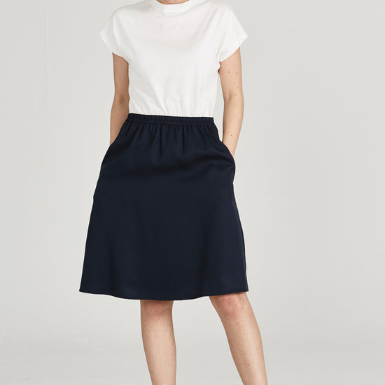 W-GB1414-LEONIE-Rock-aus-Tencel-Bio-Mode-Frauen-HORVAN-Midnight-Blue-Vorne