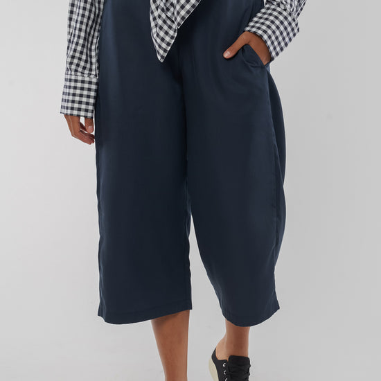 W-GB1416-ANNA-78-Hose-aus-Bio-Baumwolle-Ethical-Fashion-Frauen-HINDEL-Midnight-Blue20238