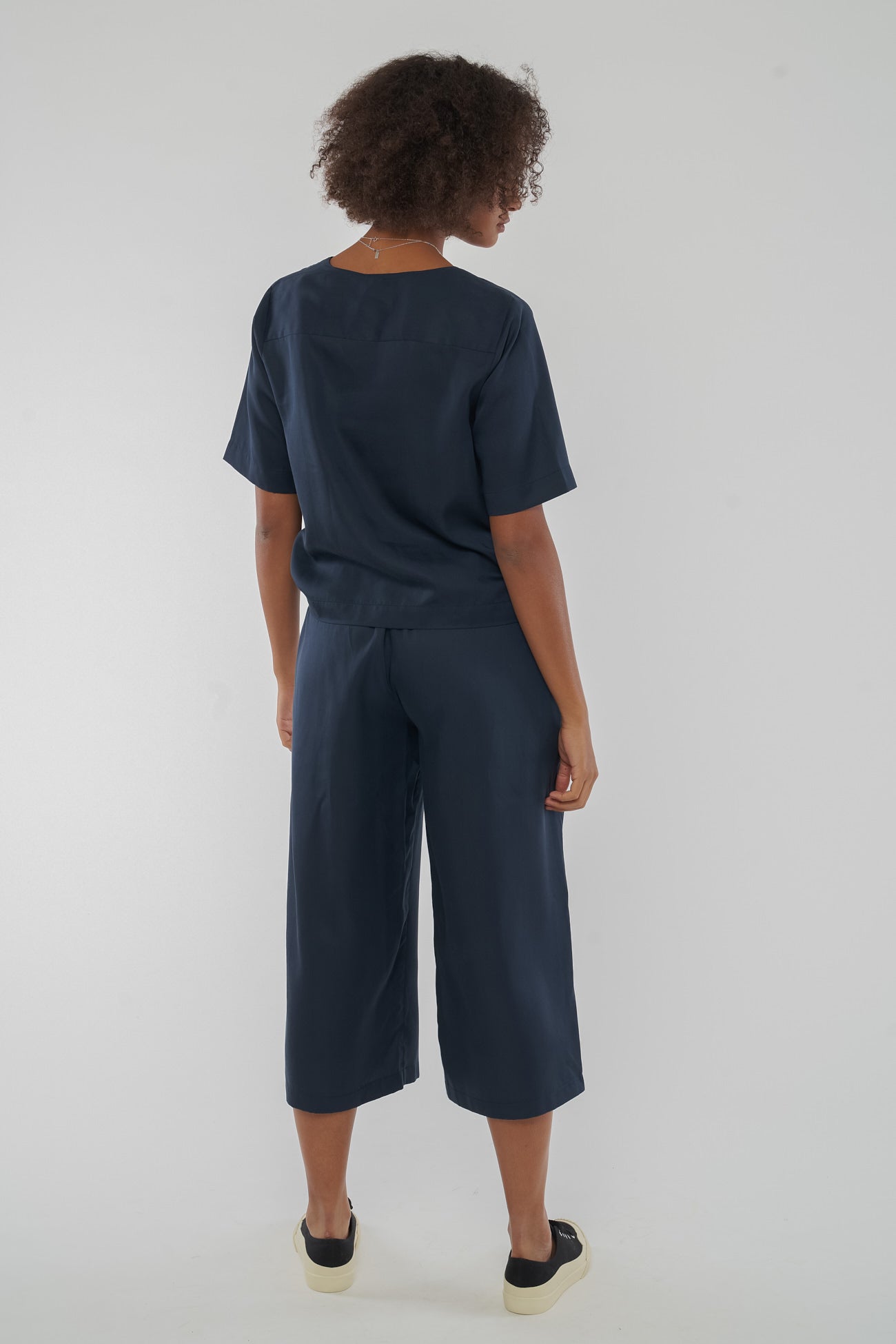 W-GB1416-ANNA-78-Hose-aus-Bio-Baumwolle-Ethical-Fashion-Frauen-HINDEL-Midnight-Blue20250