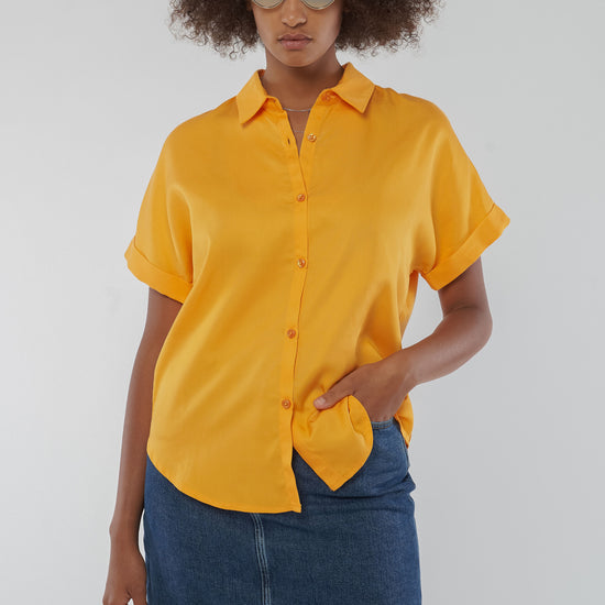 W-GB1422-SARAH-Shirt-aus-Tencel-Nachhaltige-Mode-Frauen-LIBIDOS-Mango-Orange-Vorne20194