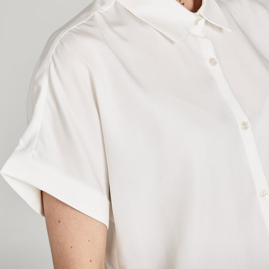 W-GB1422-SARAH-Shirt-aus-Tencel-Nachhaltige-Mode-Frauen-LIBIDOS-Undyed-Detail