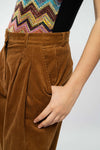 W-GB1482-Cord-Hose-Wide-Cut-Maike-Frauen-Bio-Braun-Detail