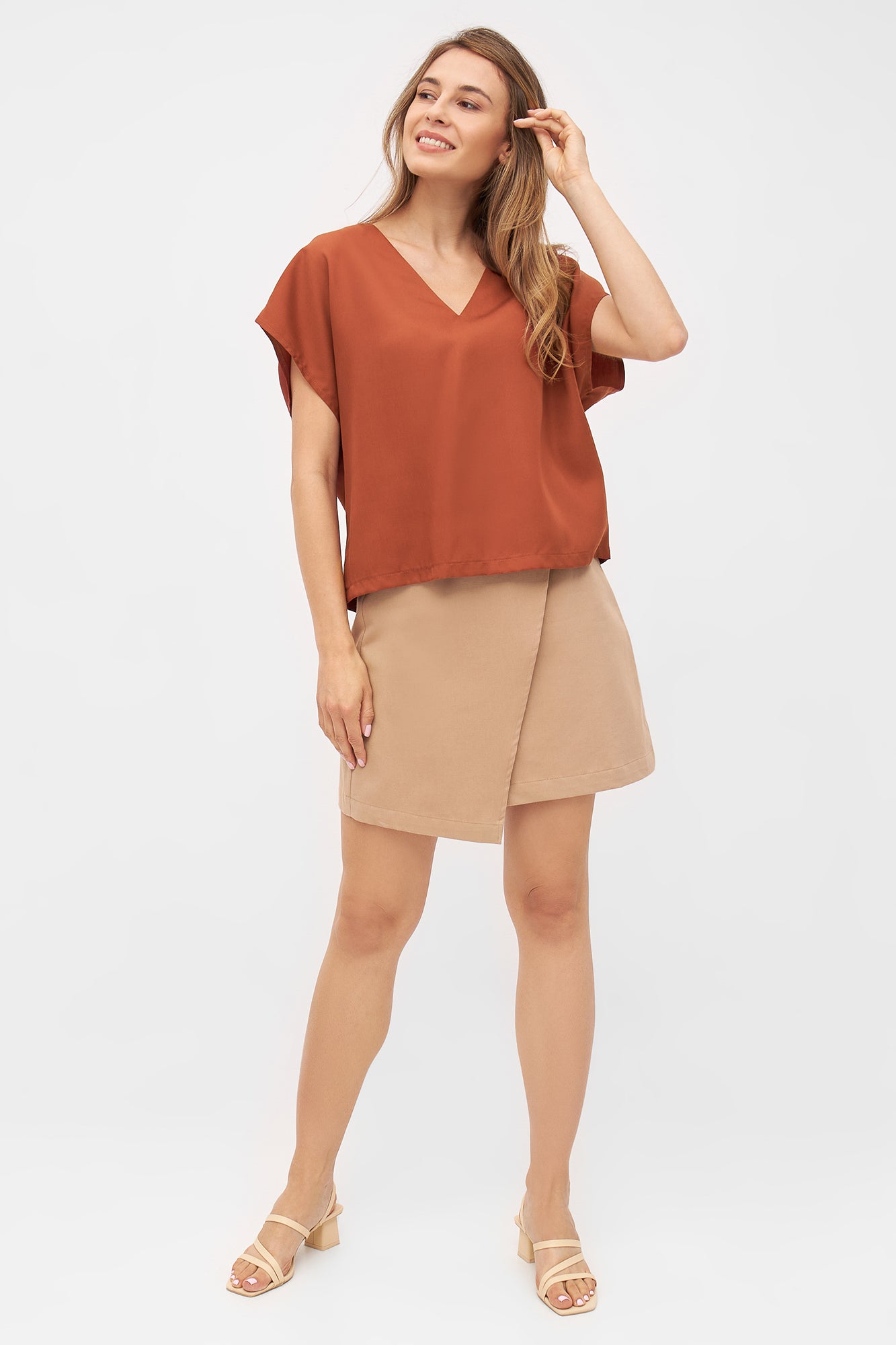 W-GB1551-RUBY-Tencel-Wide-Cut-Bluse-aus-Tencel-Fair-Gehandelte-Kleidung-ZODEO-Terracotta-Vorne1