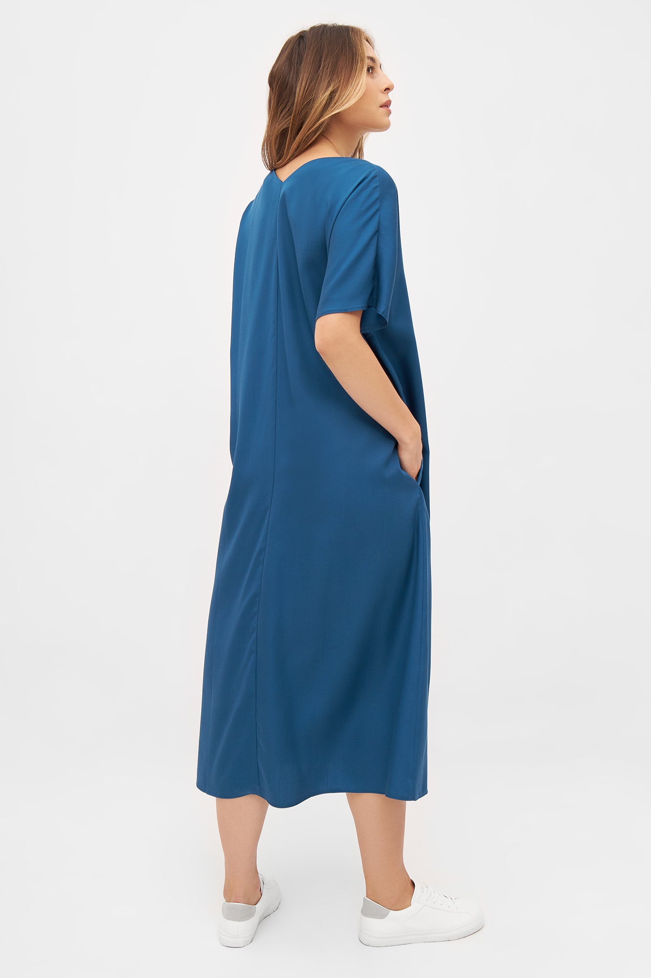 W-GB1558-ONA-Kleid-aus-Lyocell-Bio-Kleidung-MARMEDAS-Atlantic-Blue-Vorne2