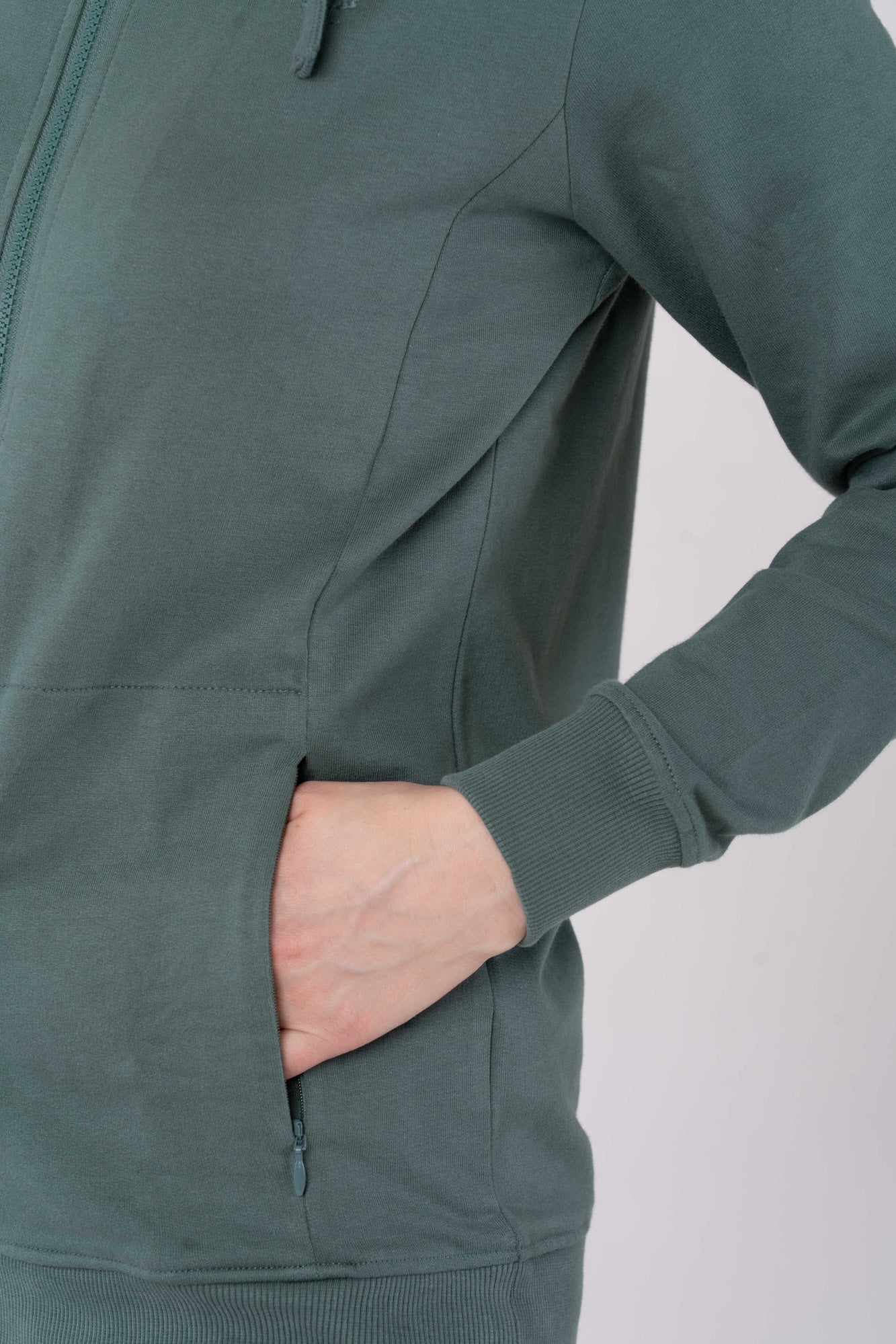 W-Lamina-Kapuzenjacke-Fair-Bio-Vorne2