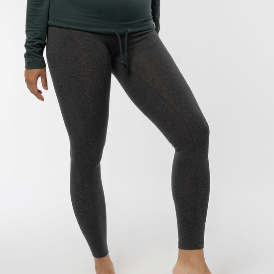 W-Leggings-fuer-Frauen-aus-Bio-Baumwolle-Fair-Trade-T-Shirt-Maenner-Anthrazite-Vorne