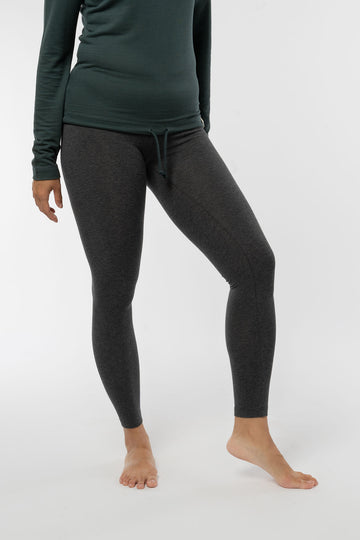 W-Leggings-fuer-Frauen-aus-Bio-Baumwolle-Fair-Trade-T-Shirt-Maenner-Anthrazite-Vorne