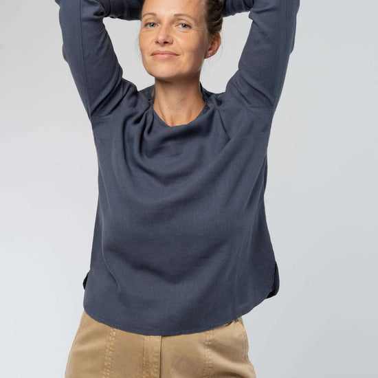 W-Longsleeve-aus-Bio-Baumwolle-Hanf-Faire-Mode-Frauen-Wintersky-Vorne