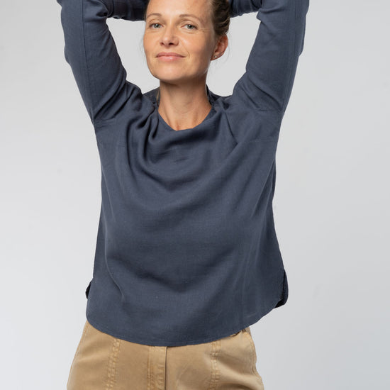 W-Longsleeve-aus-Bio-Baumwolle-Hanf-Faire-Mode-Frauen-Wintersky-Vorne