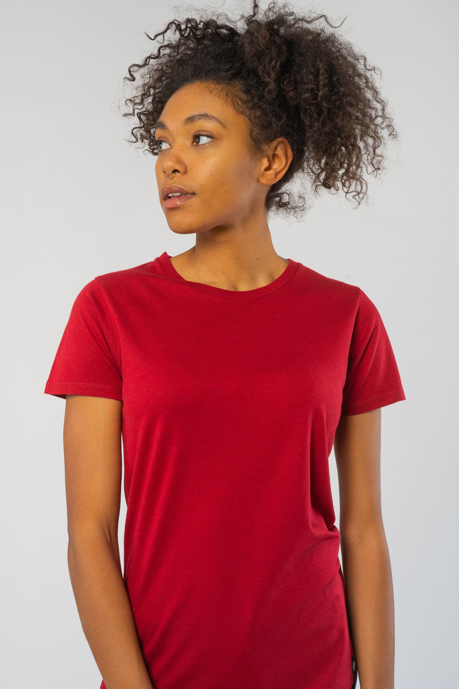 W-N49-Frauen-Ecovero-Holz-T-Shirt-Viskose-Red-Detail2
