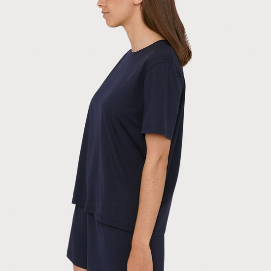W-OB130004-Boxy-Tee-aus-Tencel-Onlineshop-Mode-SOFT-TOUCH-Black-Seite