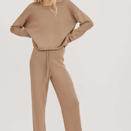 W-OB440006-True-Knit-Sweater-aus-Bio-Baumwolle-Naturmode-TRUE-KNIT-Almond-Fullbody