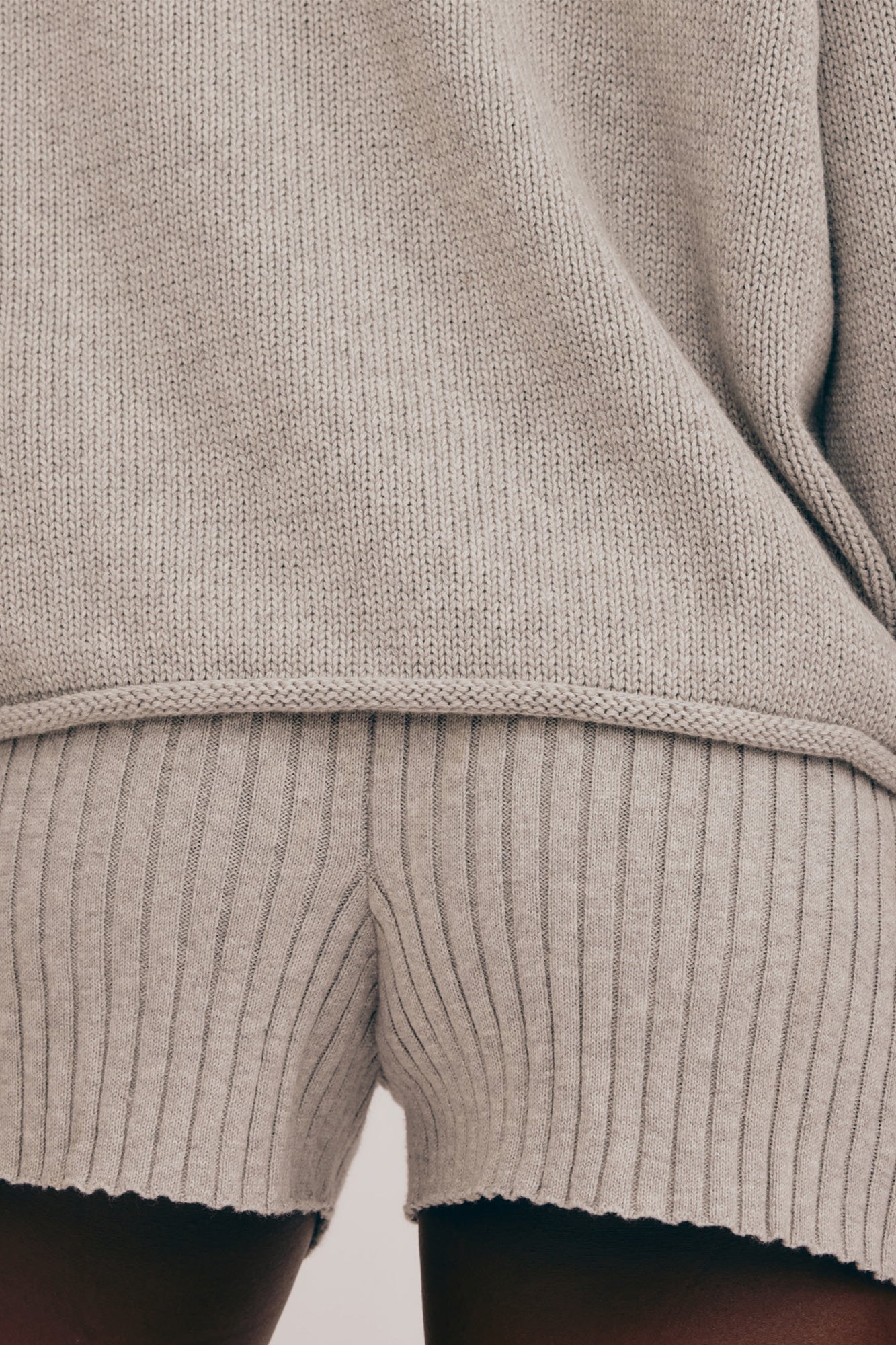 W-OB440006-True-Knit-Sweater-aus-Bio-Baumwolle-Naturmode-TRUE-KNIT-Grey-Melange-Detail