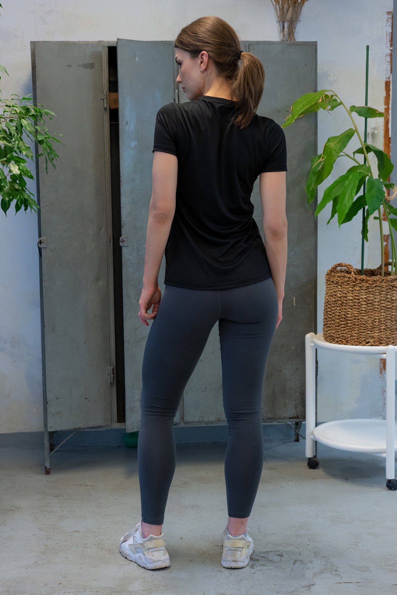 W-Performance-T-Shirt-aus-rPET-Sportbekleidung-Black-Hinten