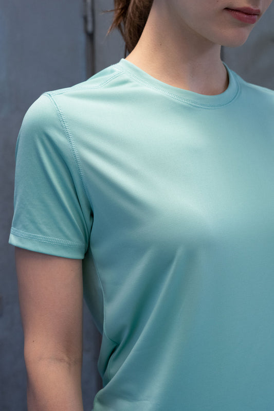 W-Performance-T-Shirt-aus-rPET-Sportbekleidung-Dusty-Mint-Detail