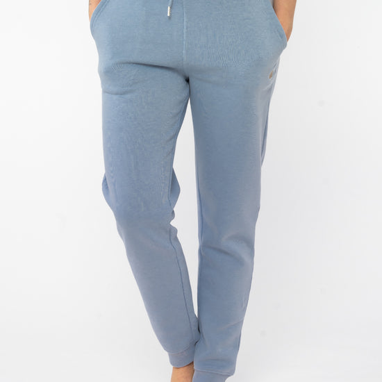 W-STBM569C057-Serene-Blue-front-3