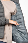 W-STJW897-Weiche-Daunenjacke-aus-Recyceltem-Polyester-Kleidung-Fair-Trade-VALVENDA-Deep-Metal-Heather-Grey-Vorne3