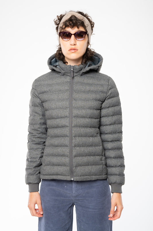 VALVENDA Daunenjacke für Damen aus Recyceltem Polyester in Heather Grey, Vorderansicht