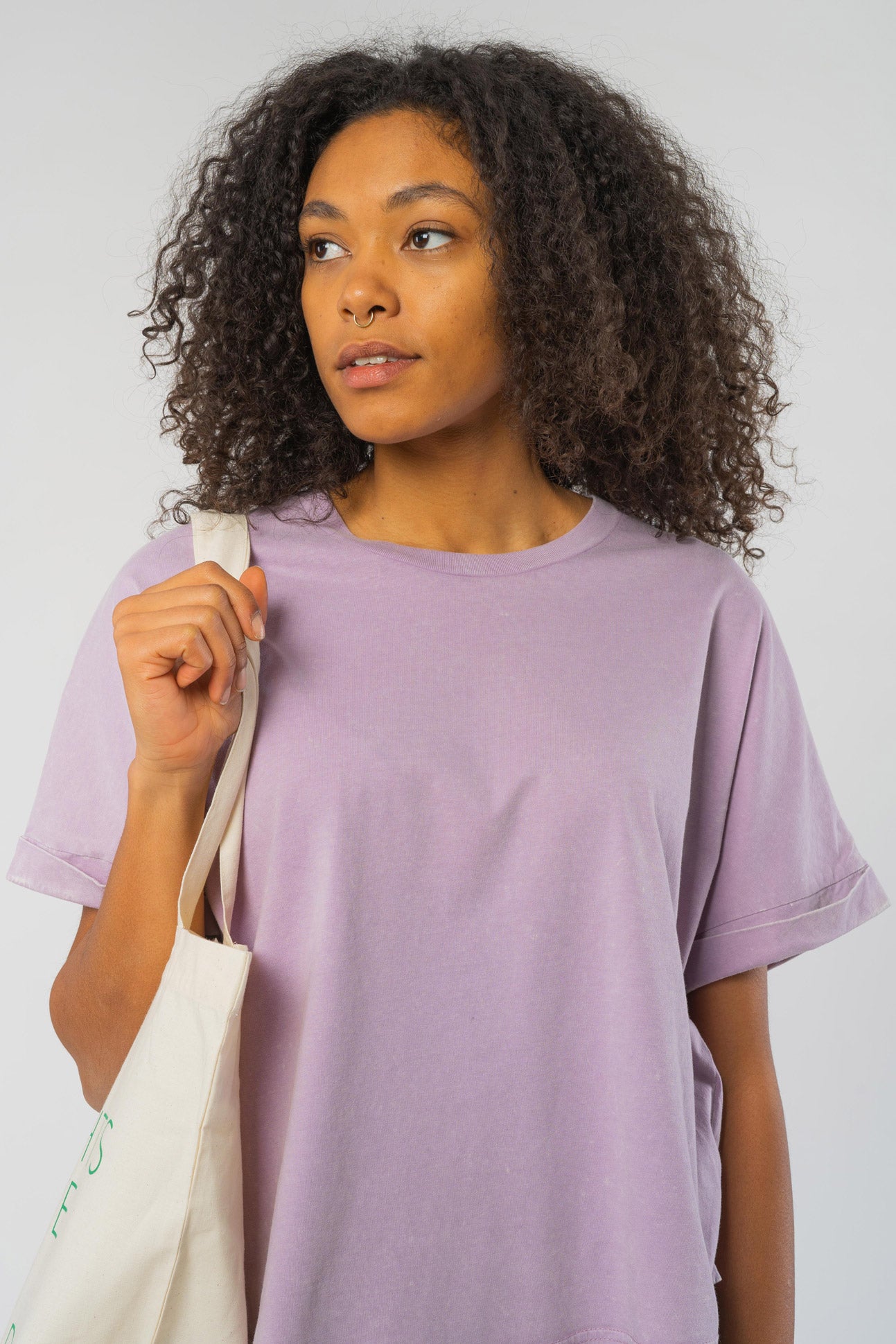 W-STTW068-Relaxed-Vintage-T-Shirt-aus-Bio-Baumwolle-Fair-Trade-Sweatshirt-Frauen-MEISSA-Garmed-Dyed-Aged-Lilac-Petal-Vorne3