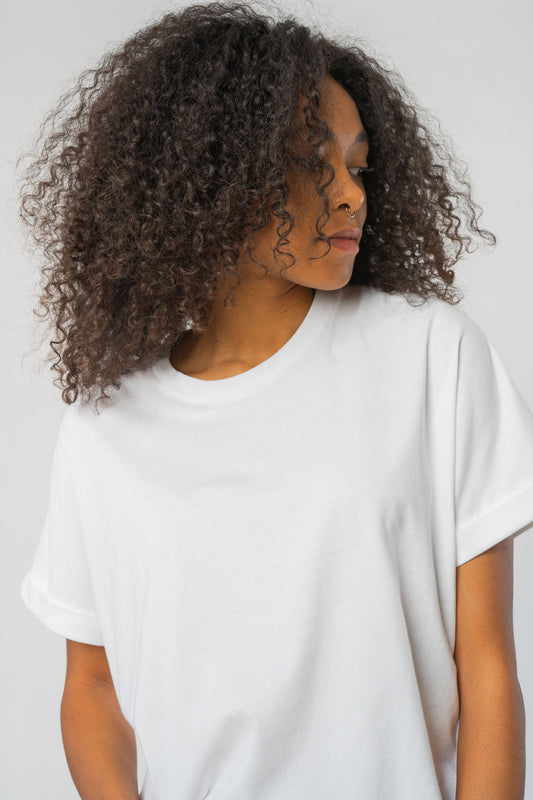 W-STTW068-Relaxed-Vintage-T-Shirt-aus-Bio-Baumwolle-Fair-Trade-T-Shirt-Unisex-MEISSA-Garment-Dyed-White-Vorne2