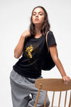 W-STTW172-Basic-T-Shirt-aus-Bio-Baumwolle-Bedrucktes-Design-CASSIMA-Asian-Woman-Black-Model