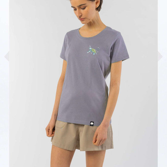 W-STTW172-Basic-T-Shirt-aus-Bio-Baumwolle-Bedrucktes-Design-CASSIMA-Baby-Turtle-Lavender-Hinten