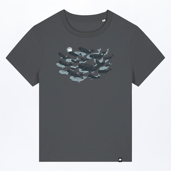 W-STTW172-Basic-T-Shirt-aus-Bio-Baumwolle-Bedrucktes-Design-CASSIMA-Leviathan-Anthracite