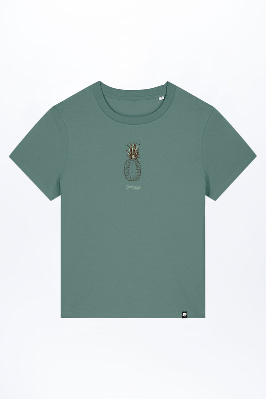 W-STTW172-Basic-T-Shirt-aus-Bio-Baumwolle-Bedrucktes-Design-CASSIMA-Pinetree-Green-Bay