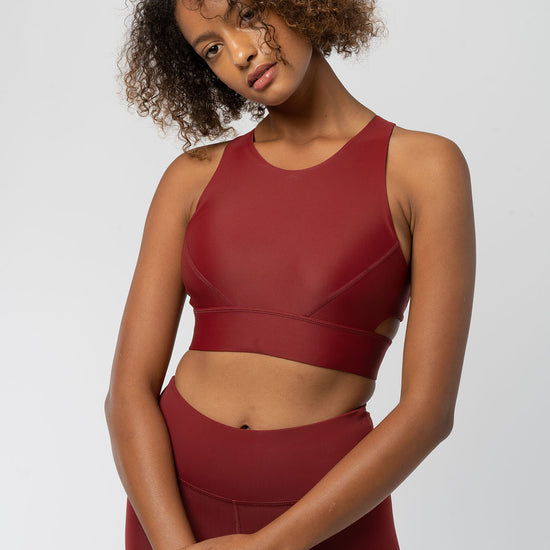 W-Shape-My-World-Yoga-Bustier-aus-ECONYL-R-Bio-Onlineshop-Nairobi-Detail