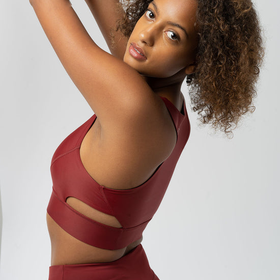 W-Shape-My-World-Yoga-Bustier-aus-ECONYL-R-Bio-Onlineshop-Nairobi-Hinten