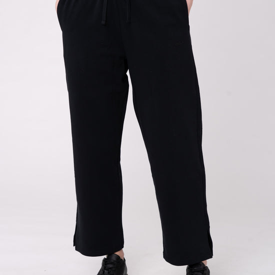 W-T435UU-NY1-12-Black-Vorne2