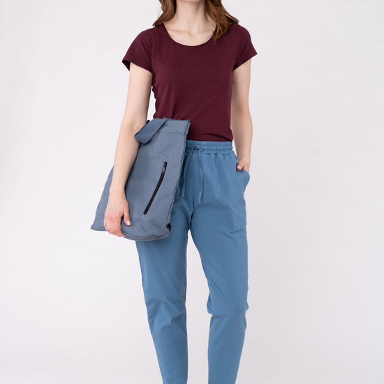 W-T435UU-NY1-12-Mi-Blue-Vorne4