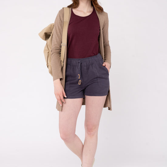W-TCW1285-INSTOW-Short-aus-Lyocell-Bio-Baumwoll-Kleidung-ALDANIA-Periscope-Grey-Vorne3